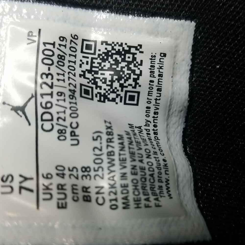 Size 7Y jordan airco jumpman tennis shoes